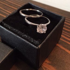 Radiant Clear Stone Silver Solitaire and wedding band Ring - Women Jewelry